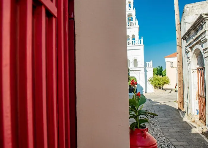 Sun Petradi Tradition & Luxury