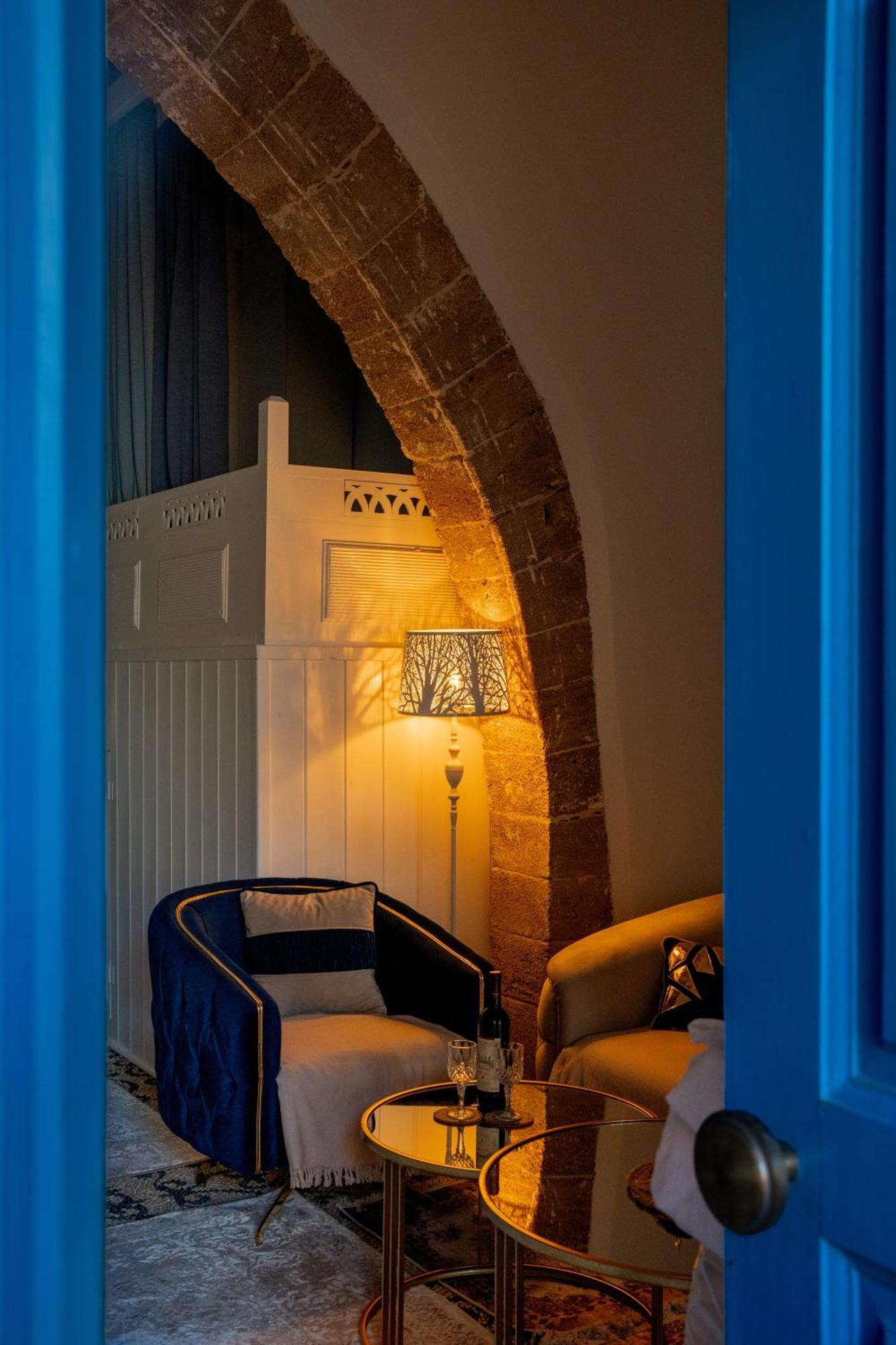 Sun Petradi Tradition & Luxury *